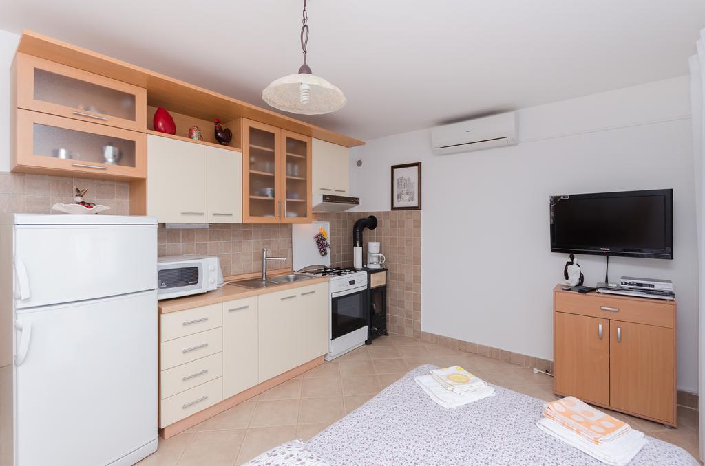 Apartment Zorka Медвежа Экстерьер фото